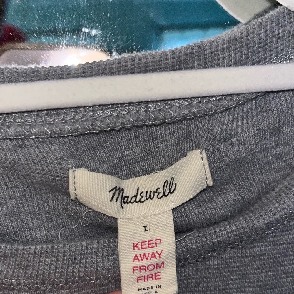Madewell gray long sleeve rainbow tee shirt size large - Picture 5 of 5